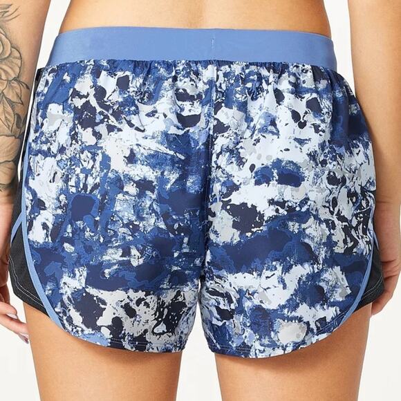 NEW Under Armour Shorts Fly By Blue/Purple Print Running Lined Size Medium - Picture 3 of 5